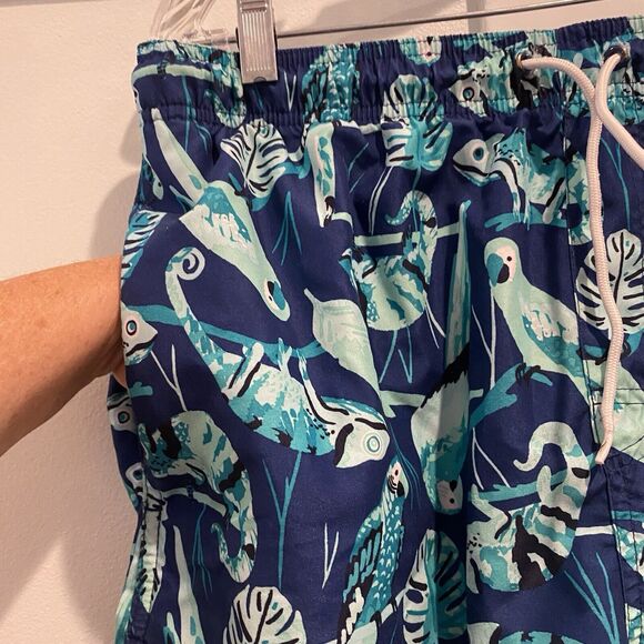 Old Navy Swim‎ Trunks Men's Large Blue Parrot Iguana Shorts Drawstring Pockets - Picture 4 of 11